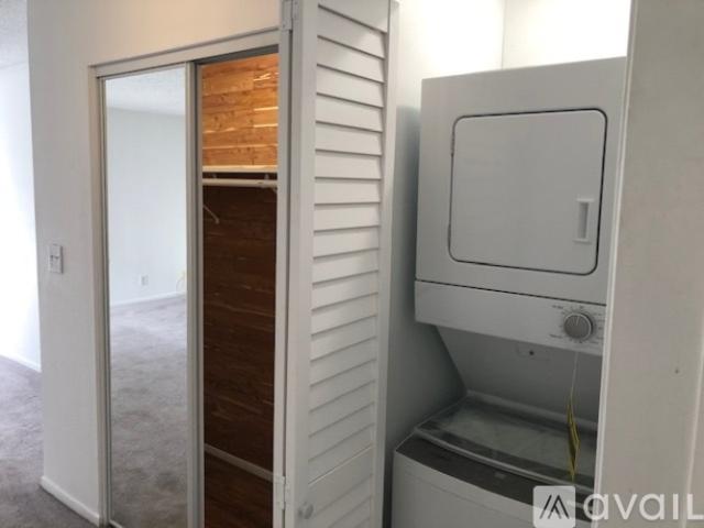 Apartment for rent in Valley Village Neighborhood Council District, Los Angeles