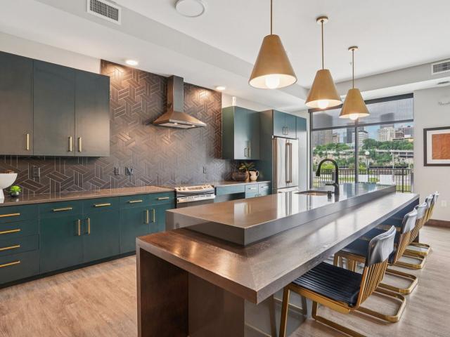 Apartment for rent in West Side, Ramsey