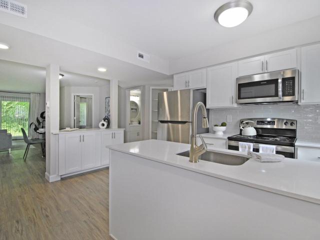 Apartment for rent in Auburn Hills, Michigan