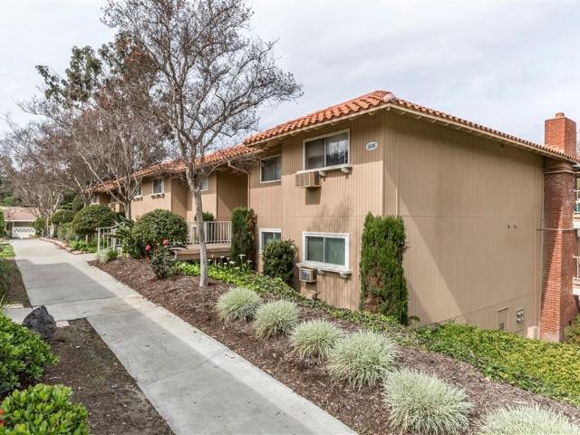 Apartment for rent in Laguna Woods, California