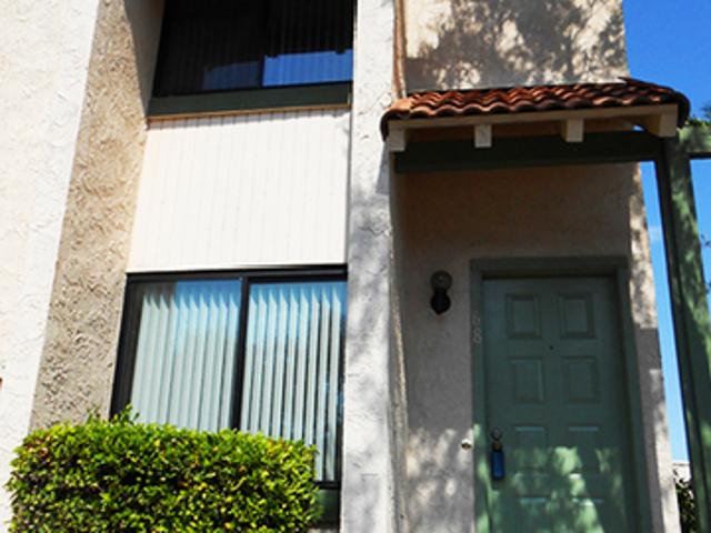 Apartment for rent in Cathedral City, California