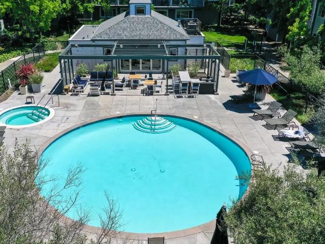 Apartment for rent in Greenbrae, California