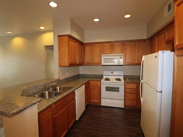Apartment for rent in Cucamonga, Alta