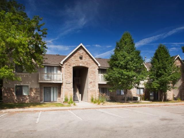 Apartment for rent in Windsor Heights, Iowa