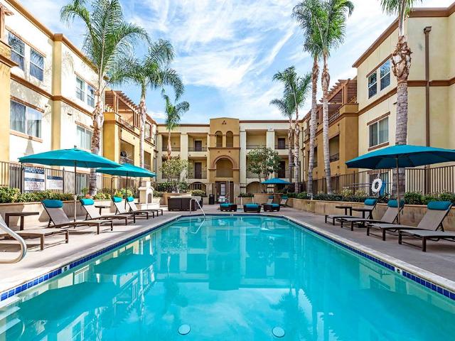 Apartment for rent in Chatsworth, Chatsworth Neighborhood Council District