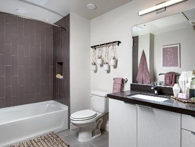 Apartment for rent in Canoga Park, California