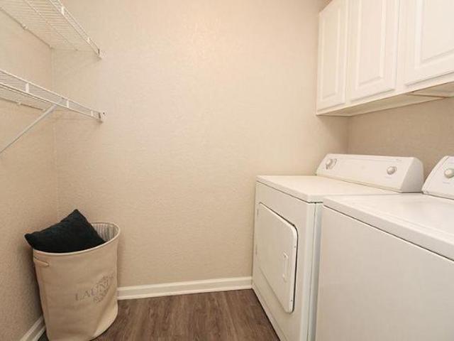 Apartment for rent in Mather, California