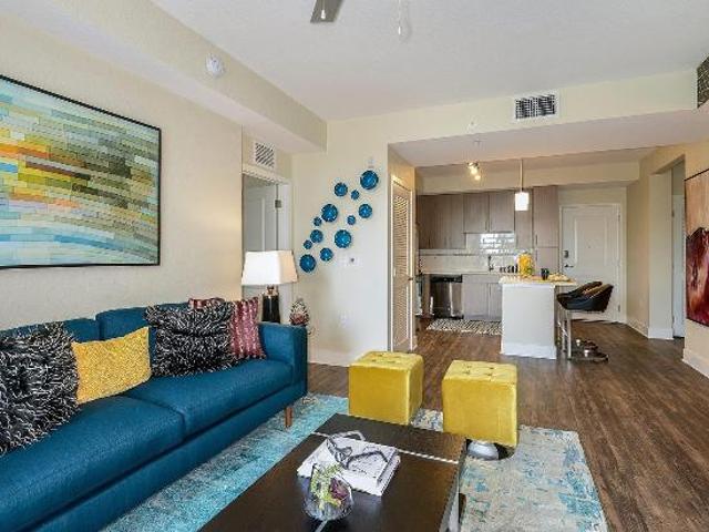 Apartment for rent in Sunrise
