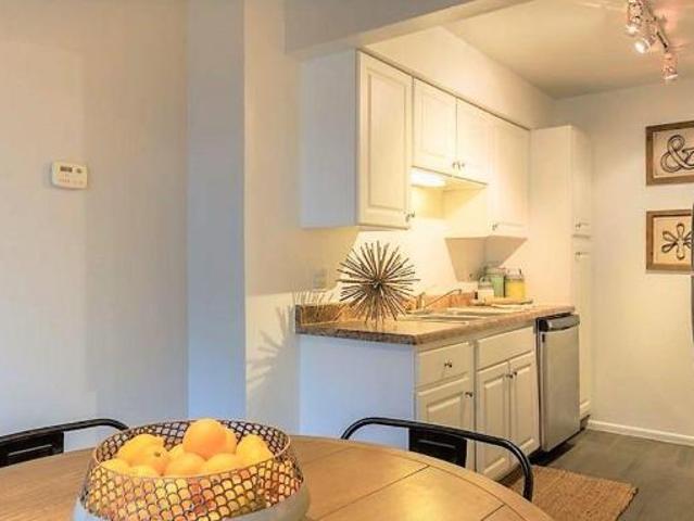 Apartment for rent in Westmont, Illinois