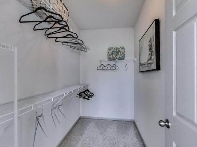 Apartment for rent in Aurora, Illinois