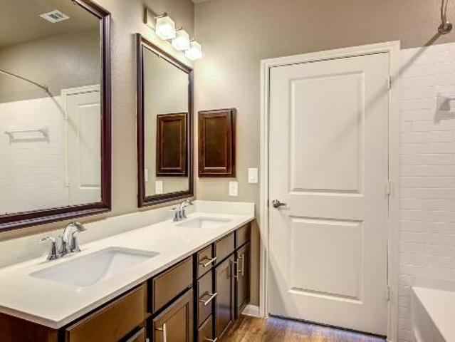 Apartment for rent in Frisco, Texas