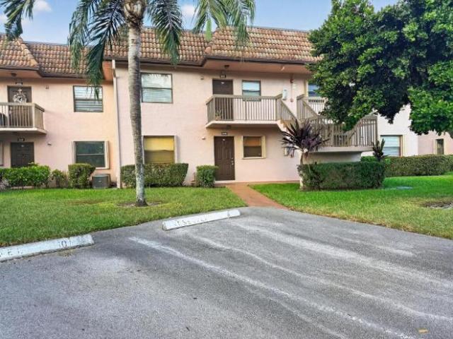 Condo for rent in Pembroke Pines, Florida