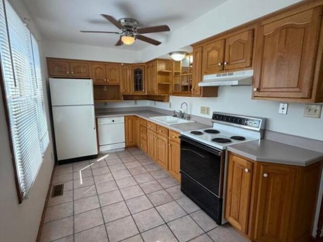 Condo for rent in Vermilion, Illinois