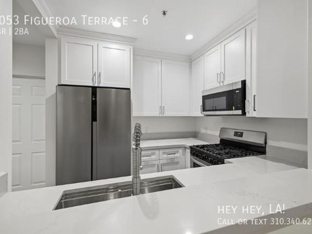 Condo for rent in Canoga Park, California