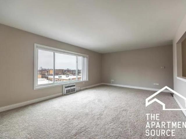 Condo for rent in Oak Park, Illinois