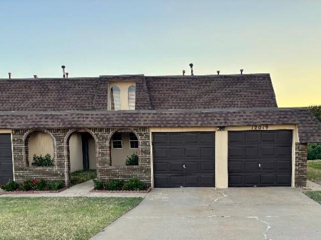 Condo for rent in Yukon, Oklahoma