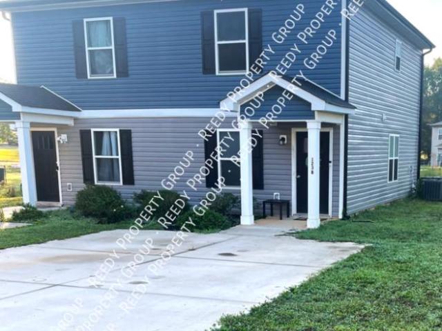 Condo for rent in Anderson