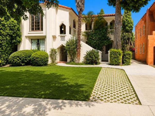 Condo for rent in Canoga Park, California