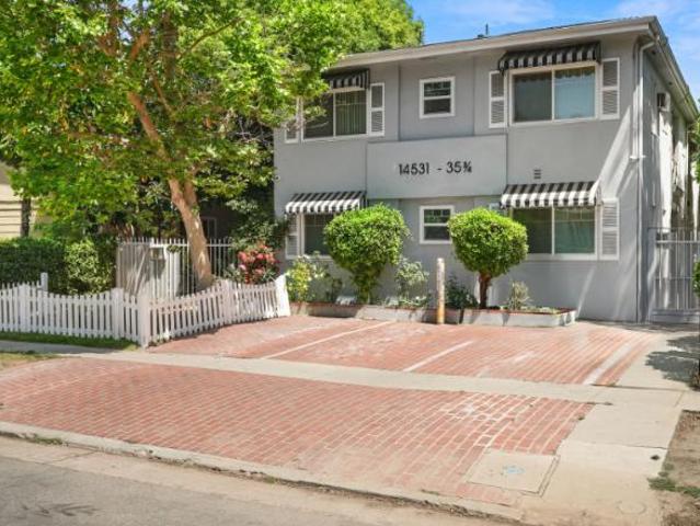 Condo for rent in Sherman Oaks
