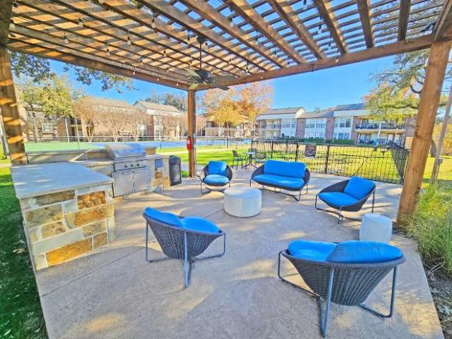 Condo for rent in Addison