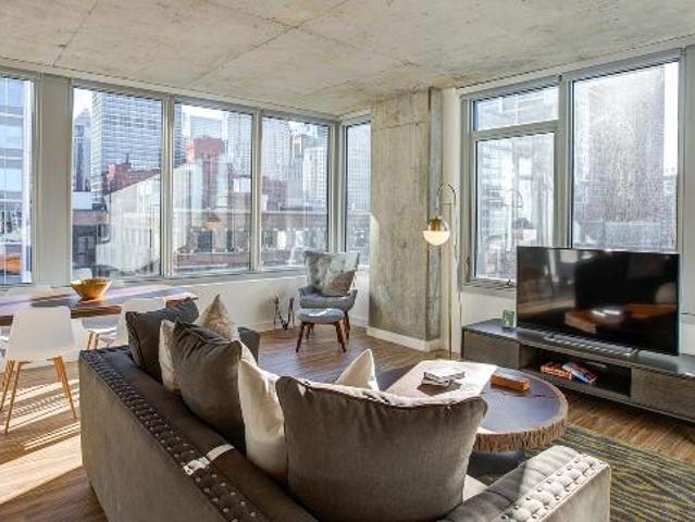 Condo for rent in Chicago Park, Illinois