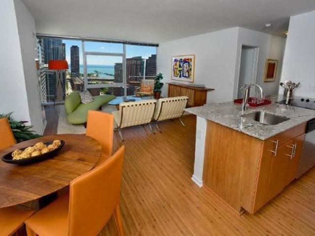 Condo for rent in Chicago Park, Illinois