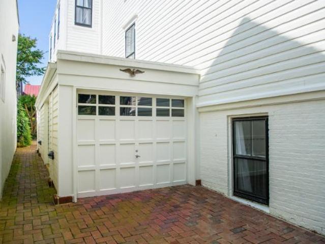Condo for rent in Annapolis