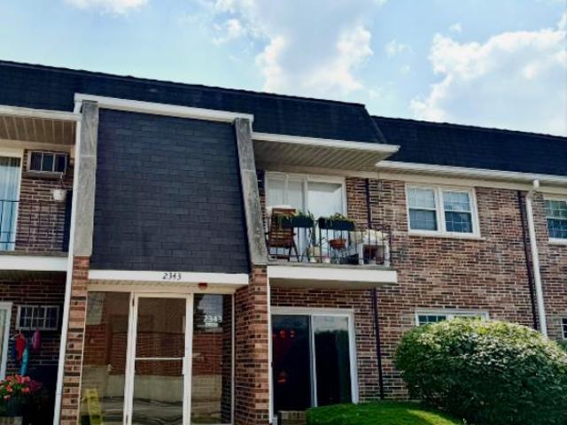 Condo for rent in Downers Grove