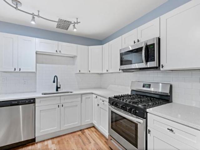 Condo for rent in Chicago Park, Illinois