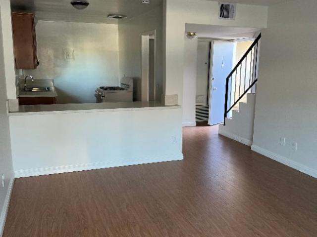 Condo for rent in Pasadena, California