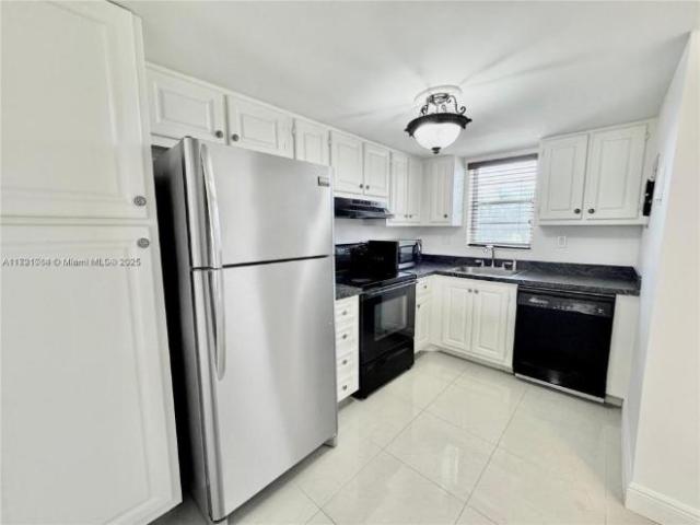 Condo for rent in Davie