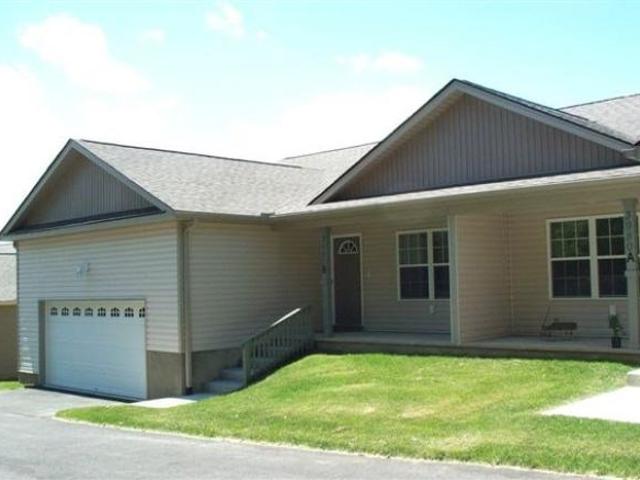 Condo for rent in Hendersonville, North Carolina