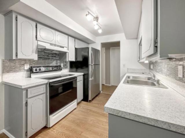 Condo for rent in Washington