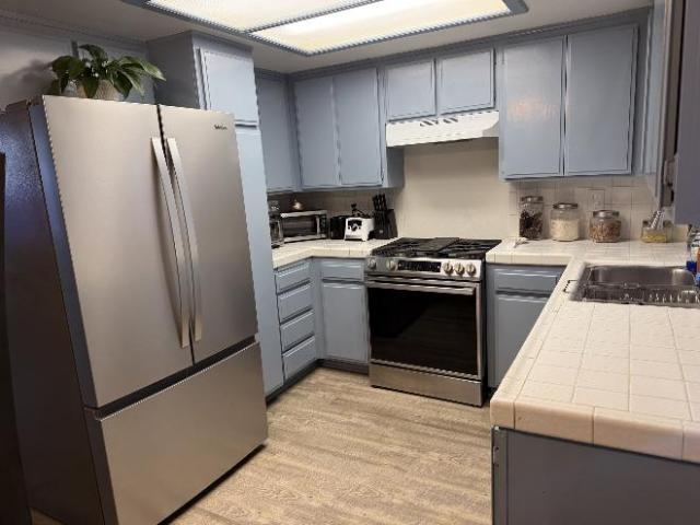 Condo for rent in Lawndale, California