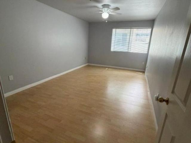 Condo for rent in Sherman Oaks Neighborhood Council District, Canoga Park