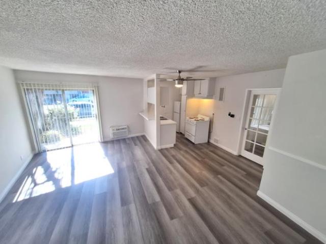 Condo for rent in Sherman Oaks