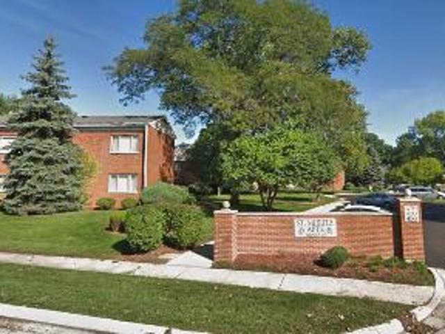 Condo for rent in Glen Ellyn, Illinois