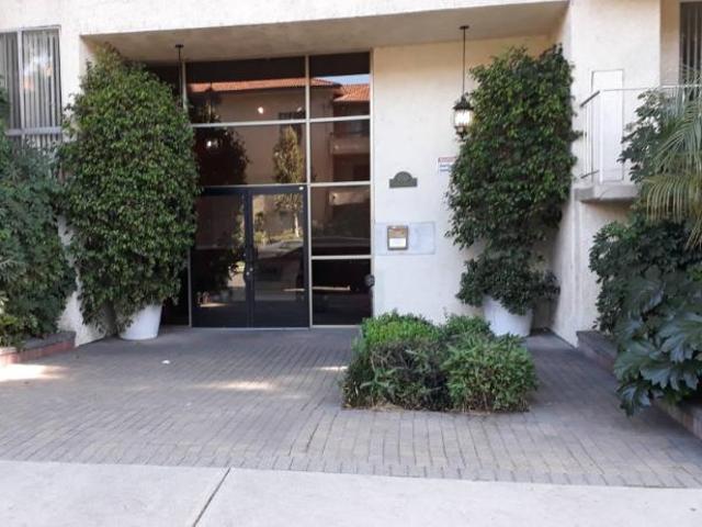 Condo for rent in Sherman Oaks