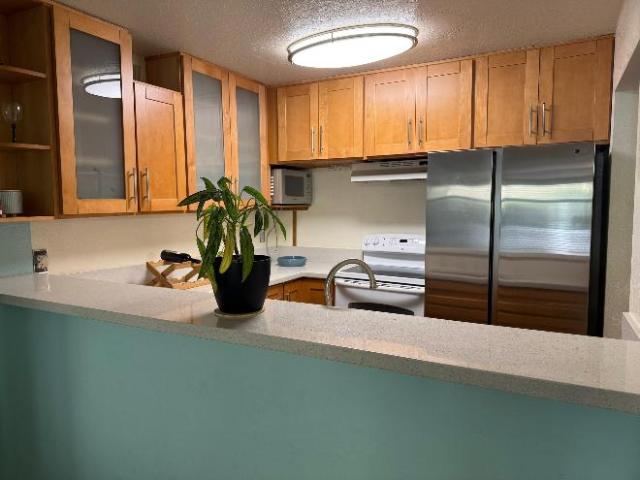 Condo for rent in Albany, California