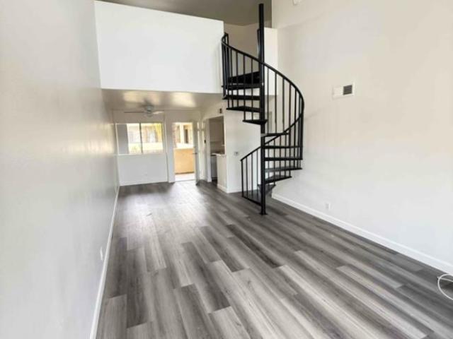 Condo for rent in Sherman Oaks