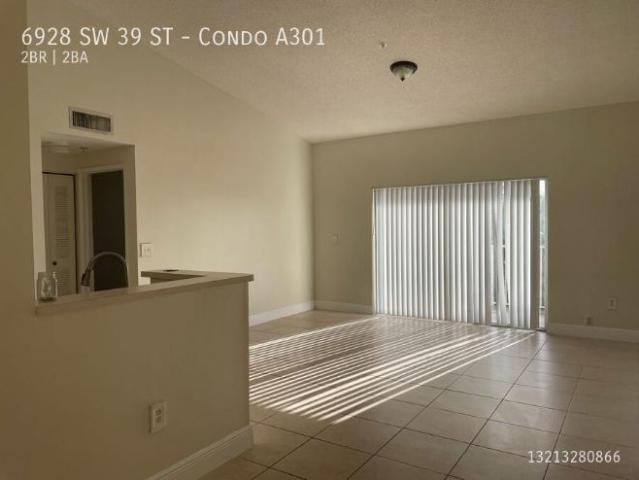 Condo for rent in Davie