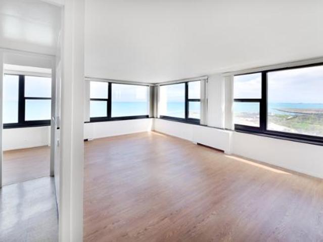Condo for rent in Chicago Park, Illinois