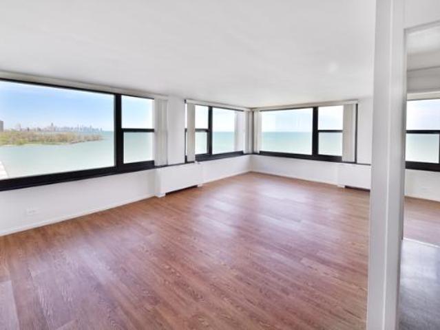 Condo for rent in Chicago Park, Illinois
