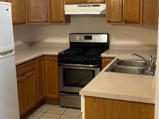 Property for rent in Crest Hill, Will County