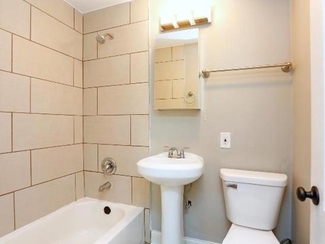 Property for rent in Mchenry, Illinois
