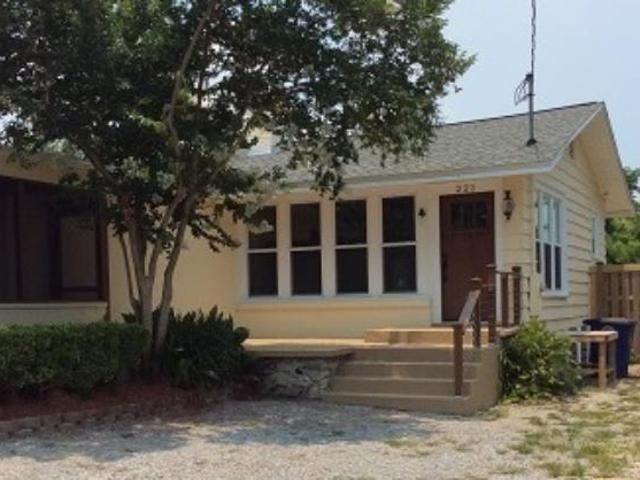 House for rent in Cove, Panama City
