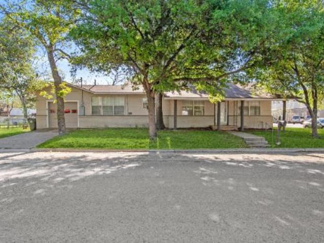 House for rent in Giddings