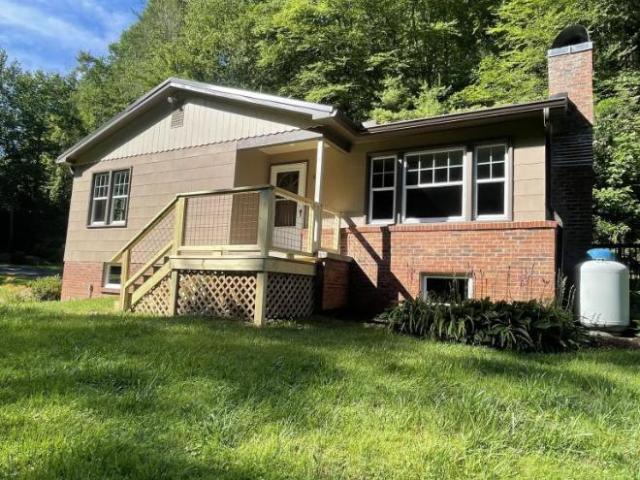 House for rent in Transylvania, North Carolina