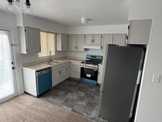 Townhouse for rent in Brighton, Colorado