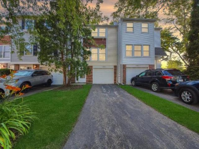 Townhouse for rent in Schaumburg